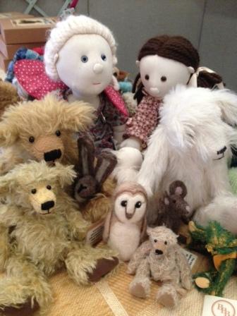Teddies & dolls preparing for craft show