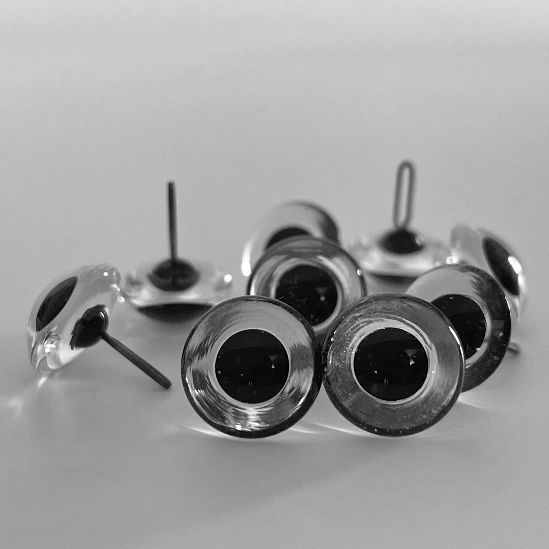 Traditional Glass Teddy bear eyes that are clear and transparent