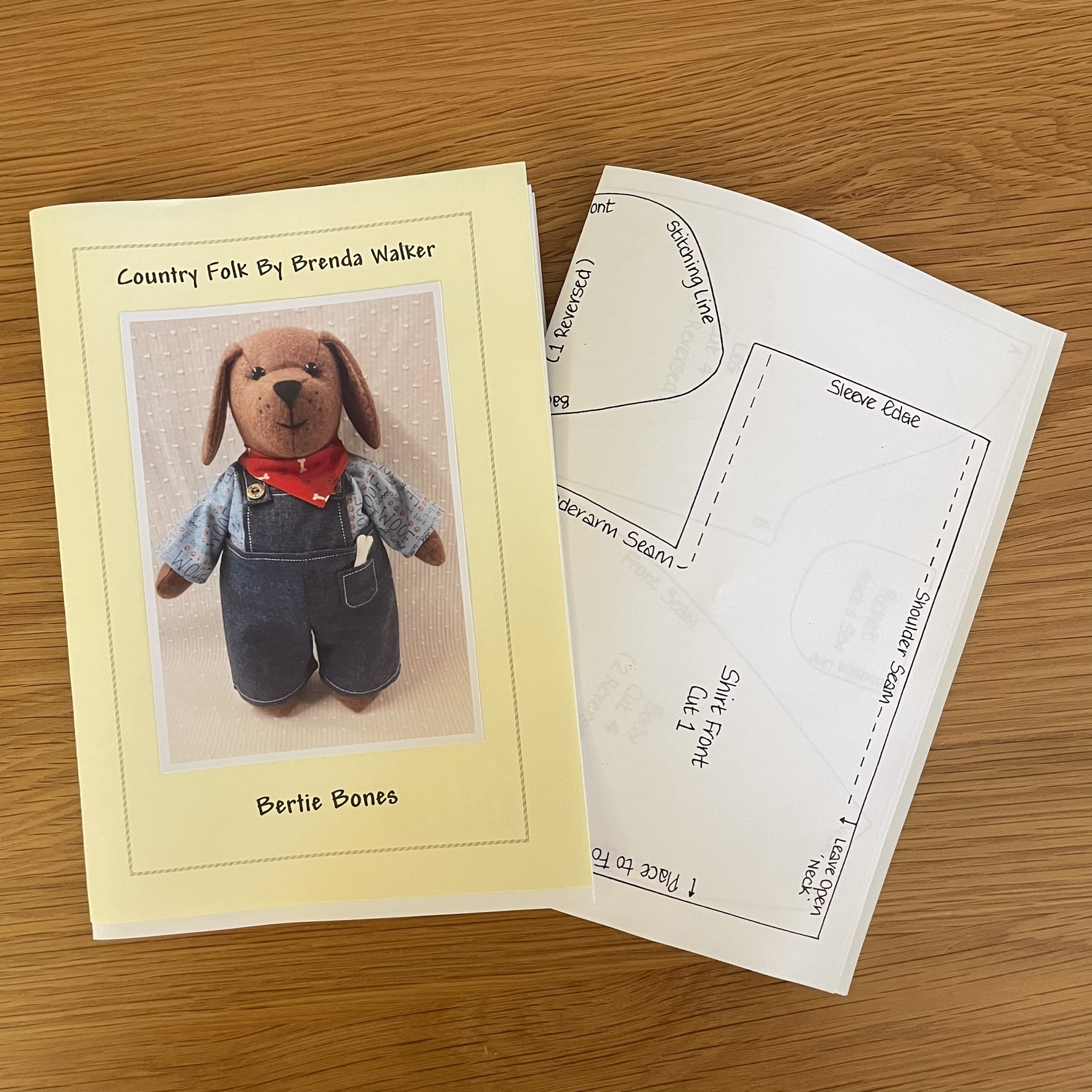 Bertie Bones dog pattern to sew a soft toy dog